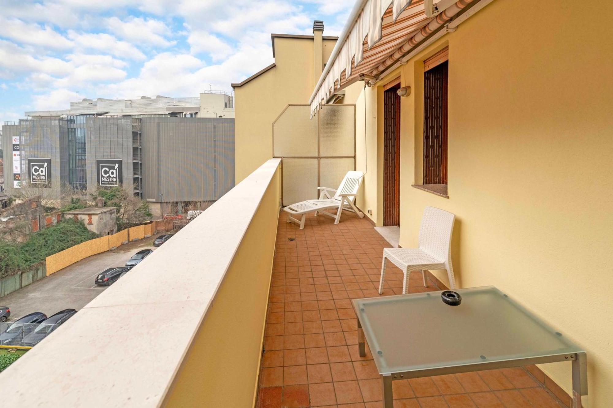 Bed & Breakfast Venice Friends เมสเตร ภายนอก รูปภาพ