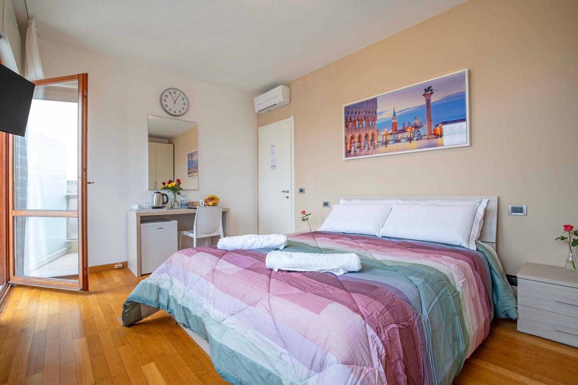 Bed & Breakfast Venice Friends เมสเตร ภายนอก รูปภาพ