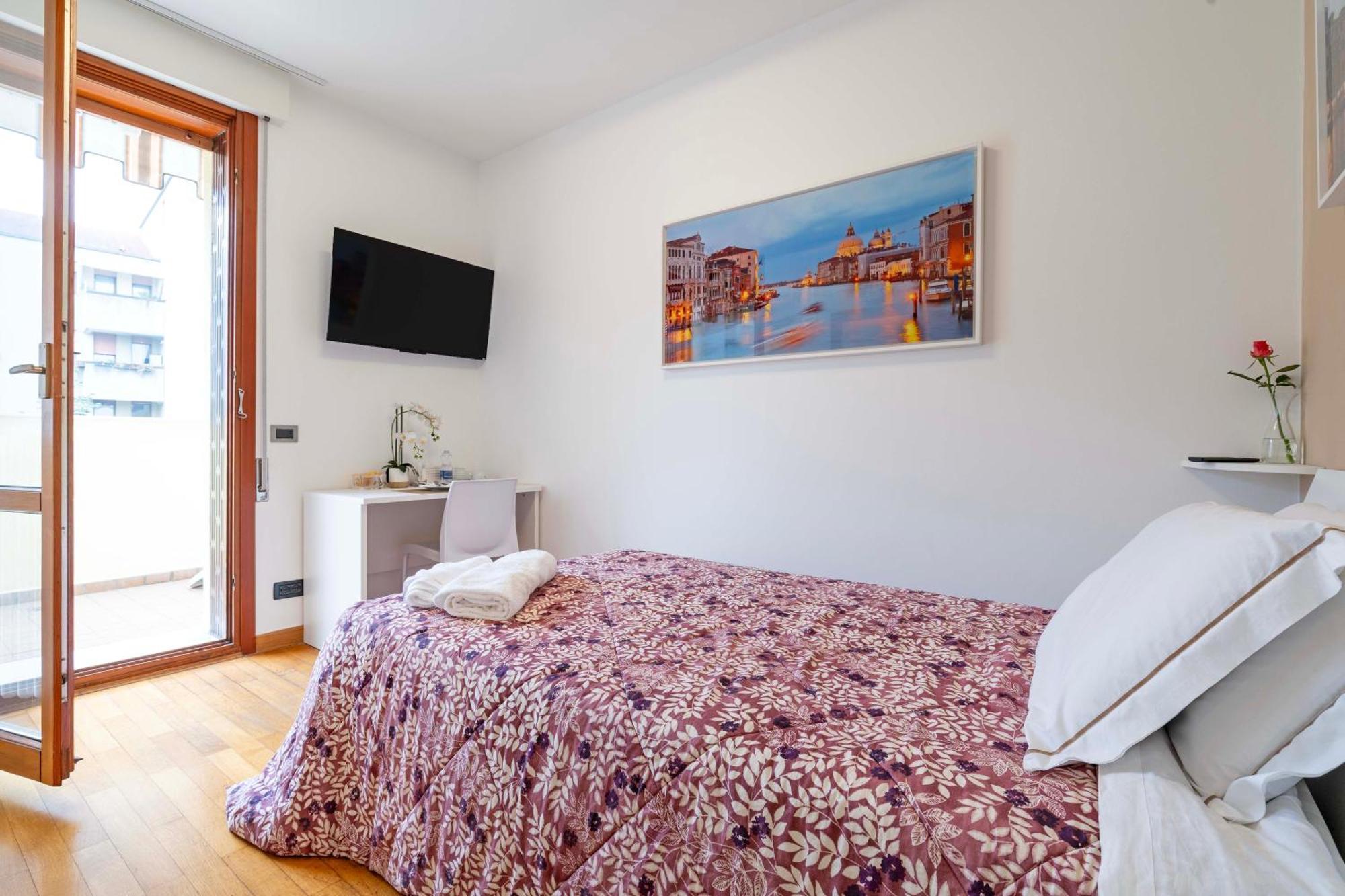 Bed & Breakfast Venice Friends เมสเตร ภายนอก รูปภาพ
