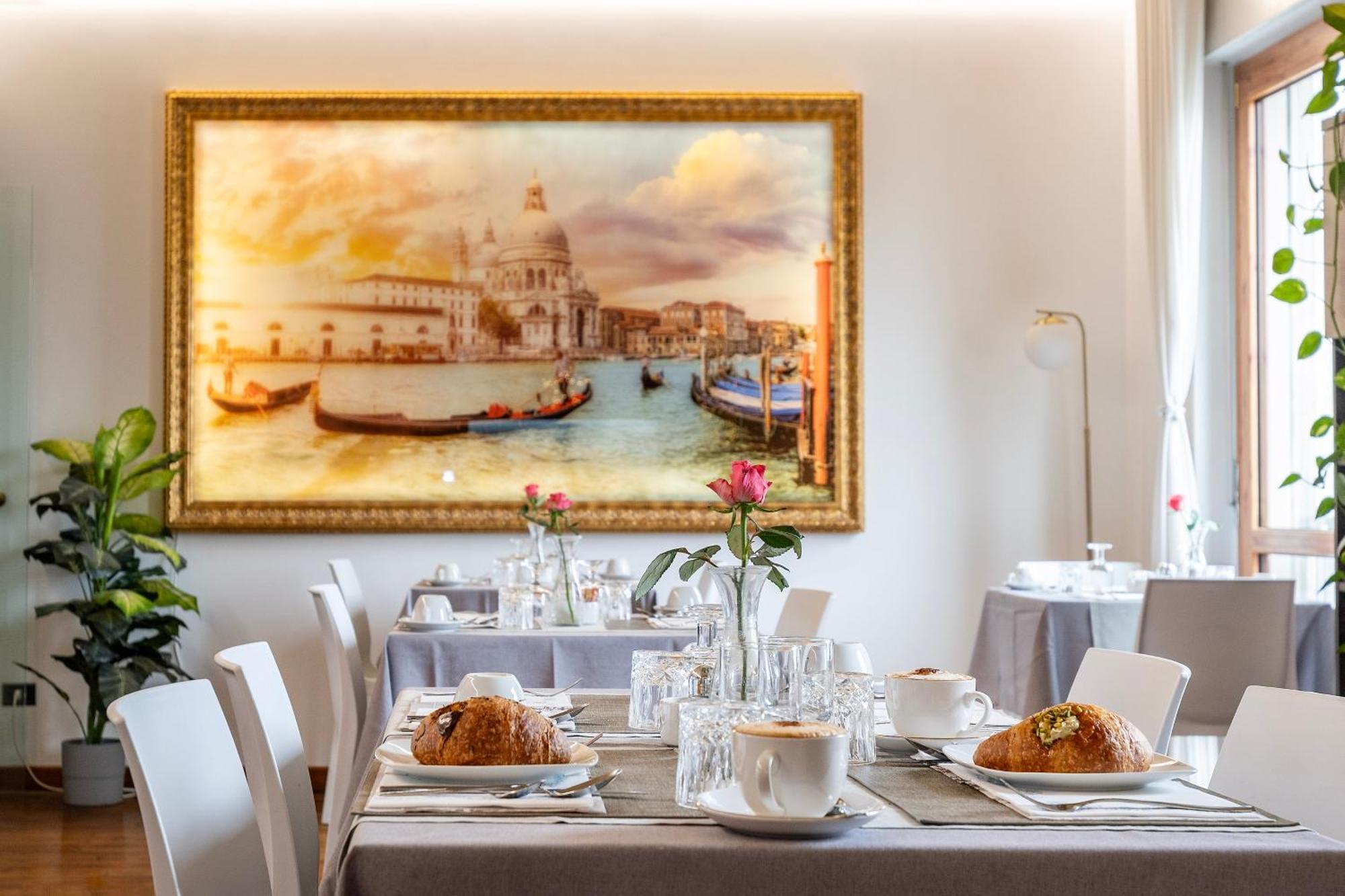 Bed & Breakfast Venice Friends เมสเตร ภายนอก รูปภาพ